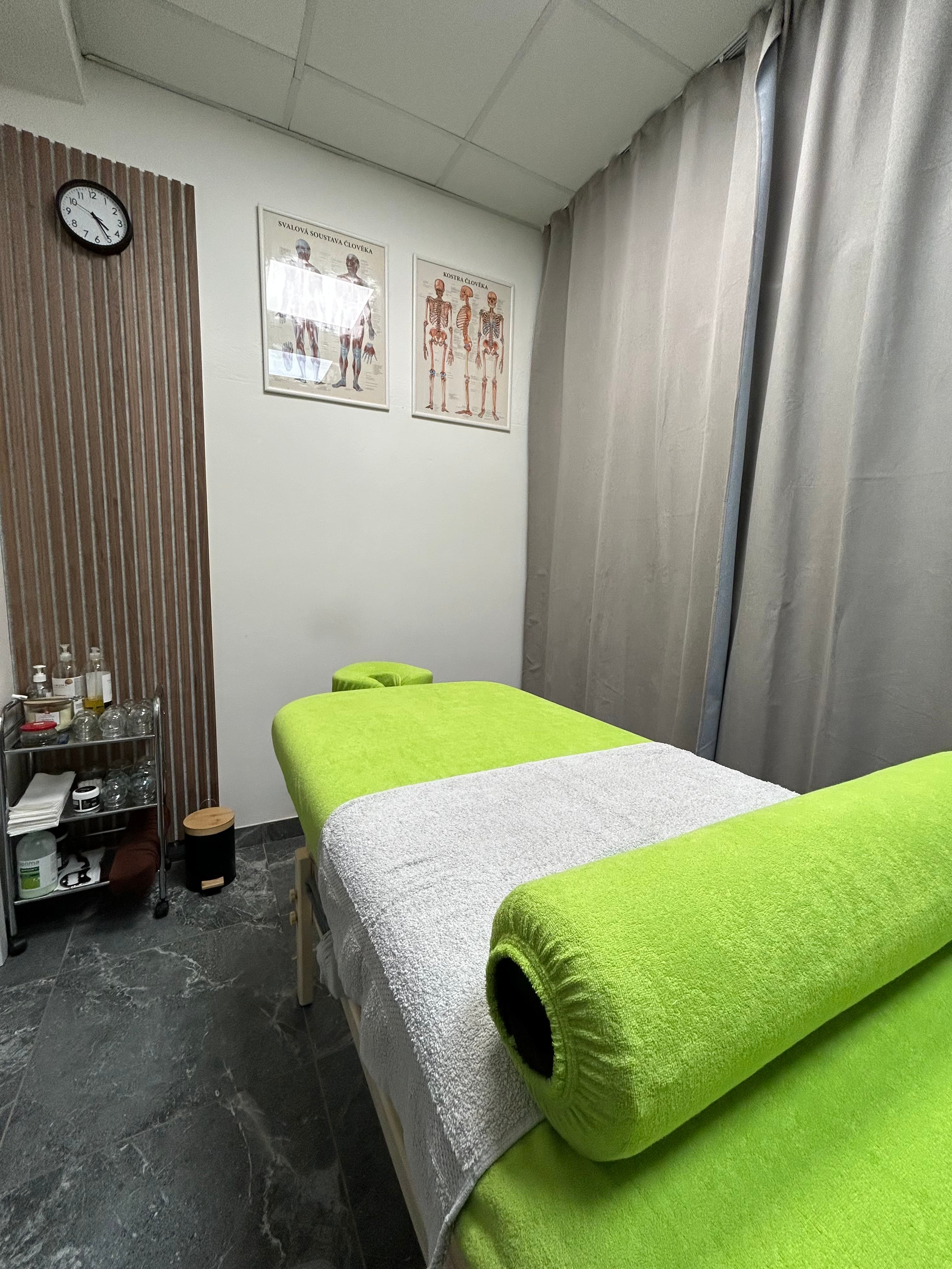 Professional workspace 6